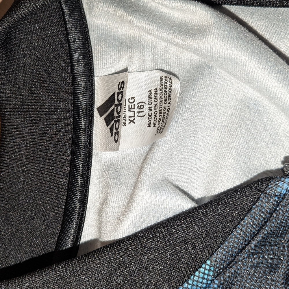 Adidas jacket - Picture 2 of 4